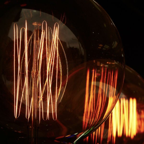 Nostalgic Globe G40 Vintage Light Bulb 30 Watt - Nostalgicbulbs.com